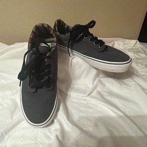 Vans Sneakers